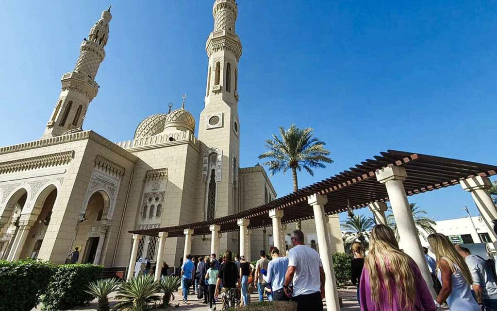 Jumeirah Mosque Visit in Dubai