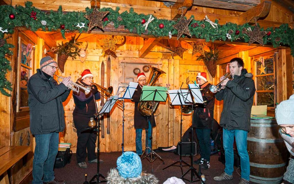 Weihnachtsbläser am Haidhauser Weihnachtsmarkt in München