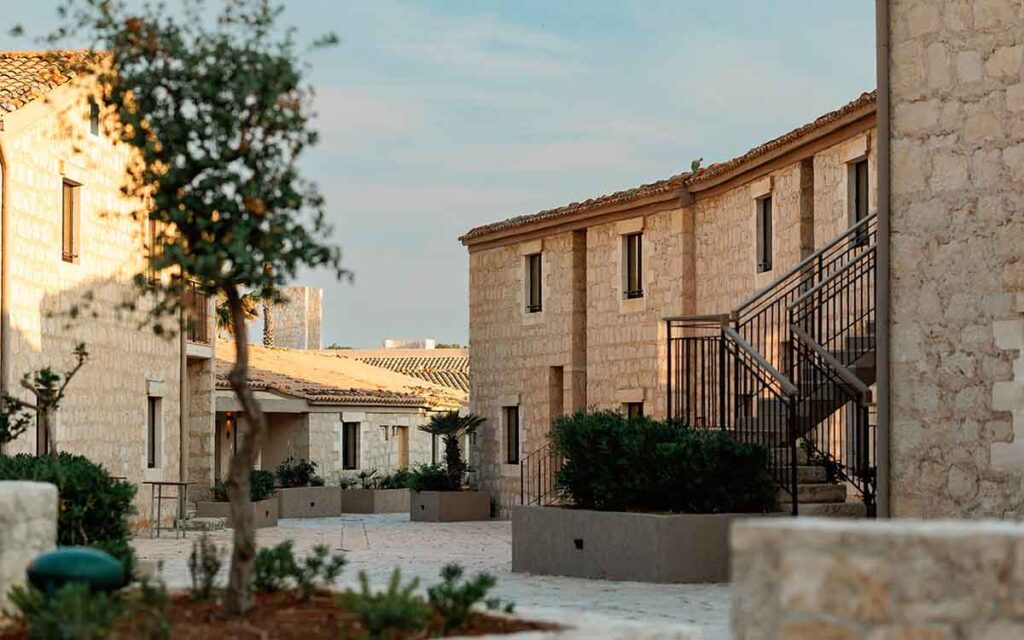 Mangia's Resorts